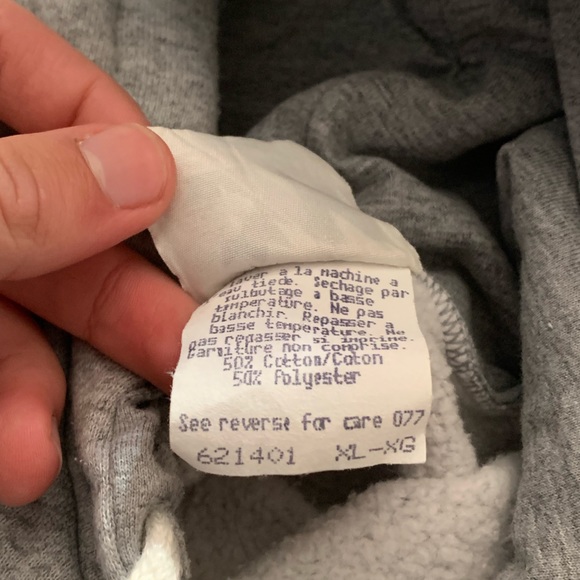 Basic Grey Hoodie XL - CONFORTABLE - Picture 2 of 3